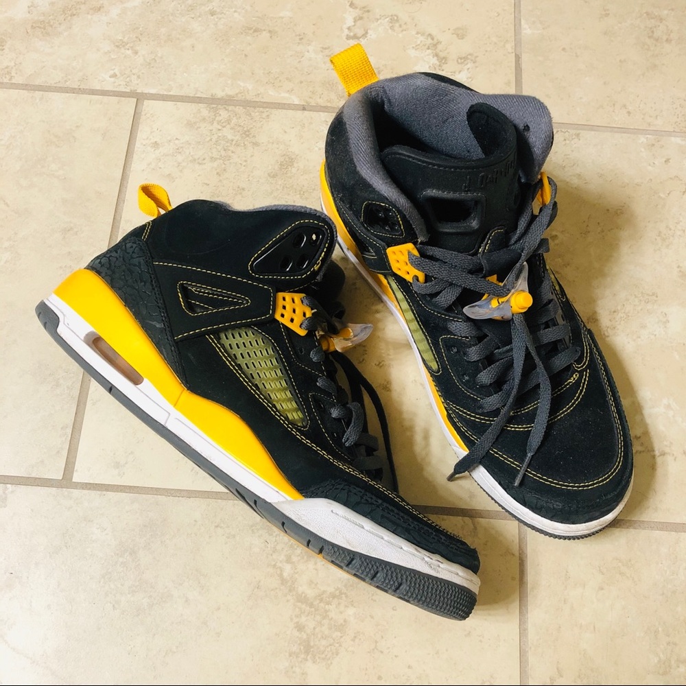 Jordan Spizike Black University Gold